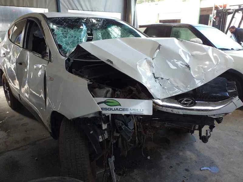 853422S000 ASIDERO TECHO TRASERO IZQUIERDO para HYUNDAI IX35 1.6 2009 6048374 - Imagen 3 de 4