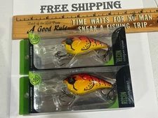 LOT OF 2 Googan Squad Recon Medium Diving Crankbaits SRIRACHA CRAW FISHING LURES