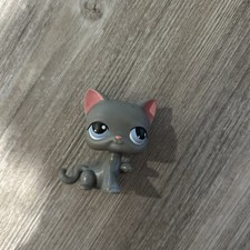 Littlest Pet Shop LPS #74 Gray Shorthair Kitty Cat Blue Eyes Paw Up 