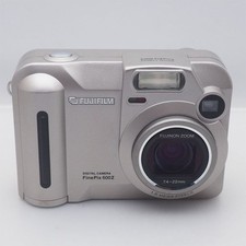 FUJIFILM FINEPIX 600Z Working Digital Camera Fuji Fujifilm Finepix 19618