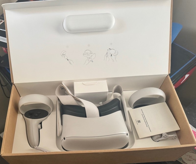 Meta Quest 2 Standalone VR Headset Kit, White - Headset & Controllers
