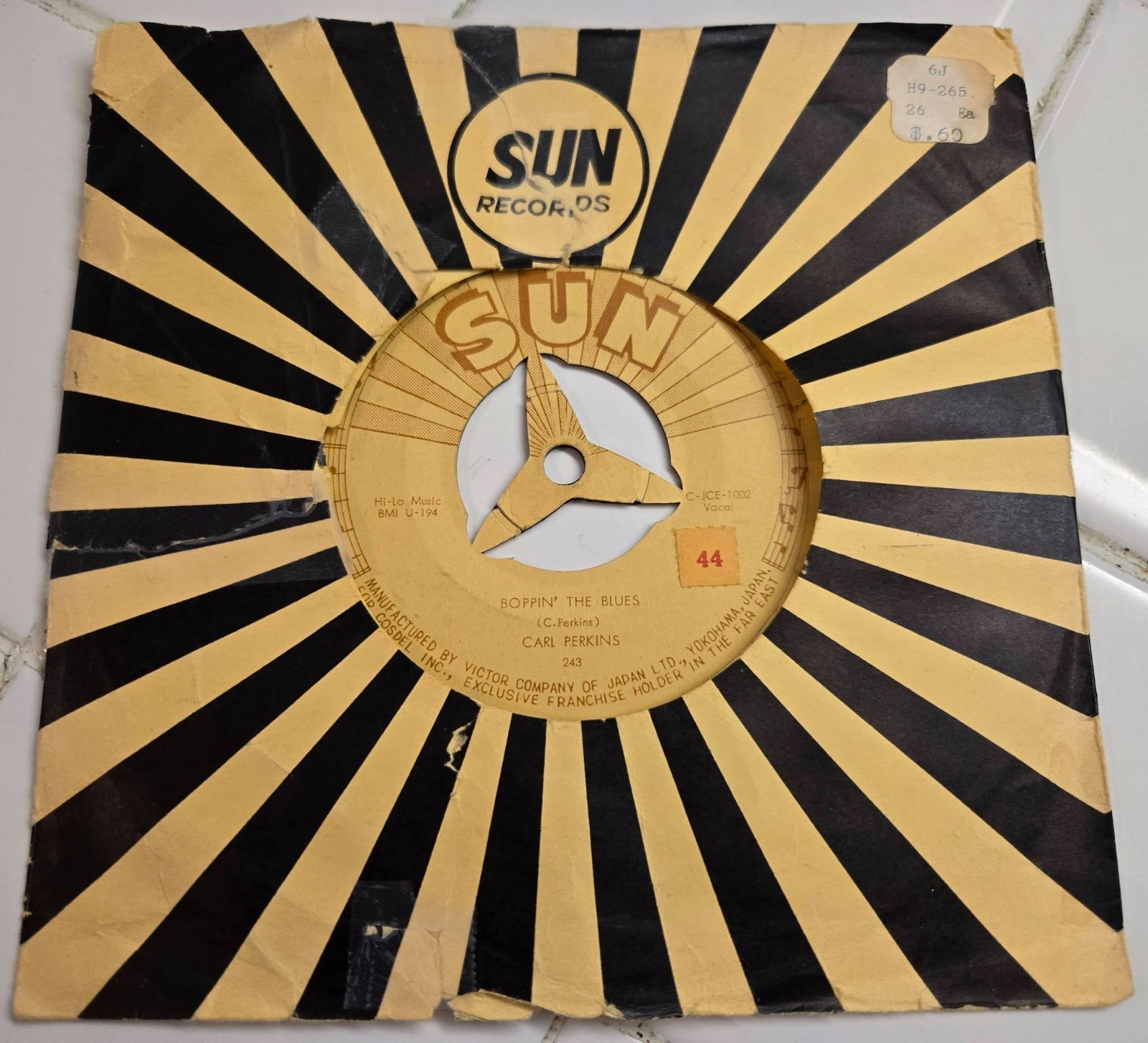 RARE 1957 ROCKABILLY 45 CARL PERKINS on JAPAN SUN RECORD + RARE COMPANY SLEEVE