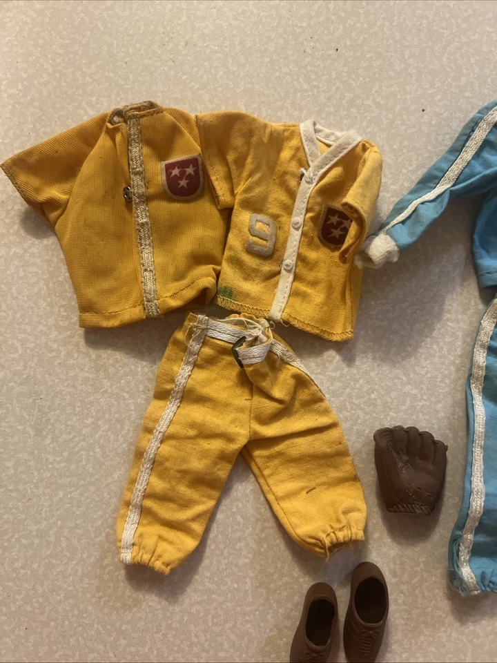 Ropa Big Jim vintage Mattel años 70 carreras, béisbol, guantes, clavos, zapatos bonitos Foto 2 de 4