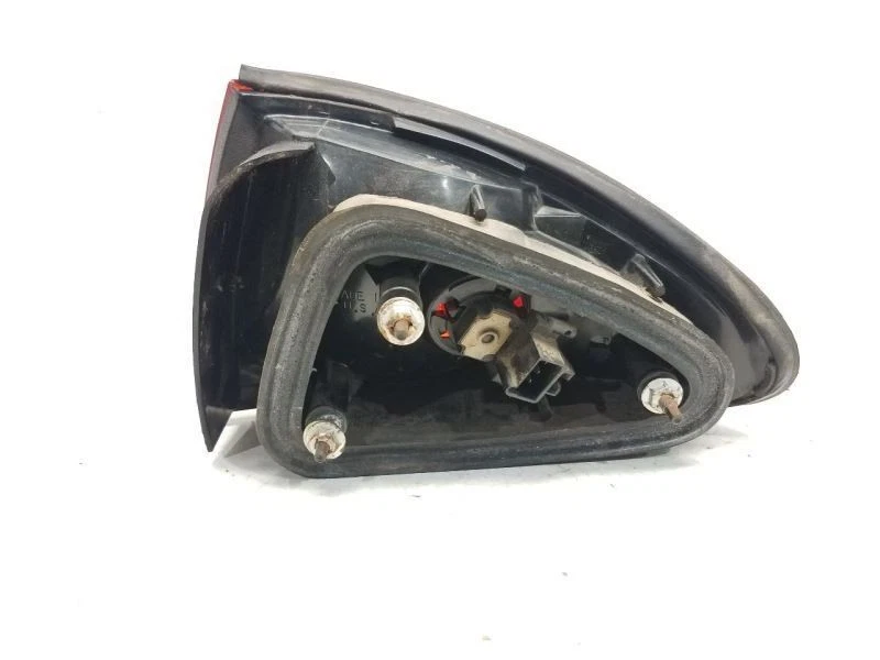 2000-02 雪佛兰骑士车手左尾灯-四分之一安装 — 第 4/4 张图片