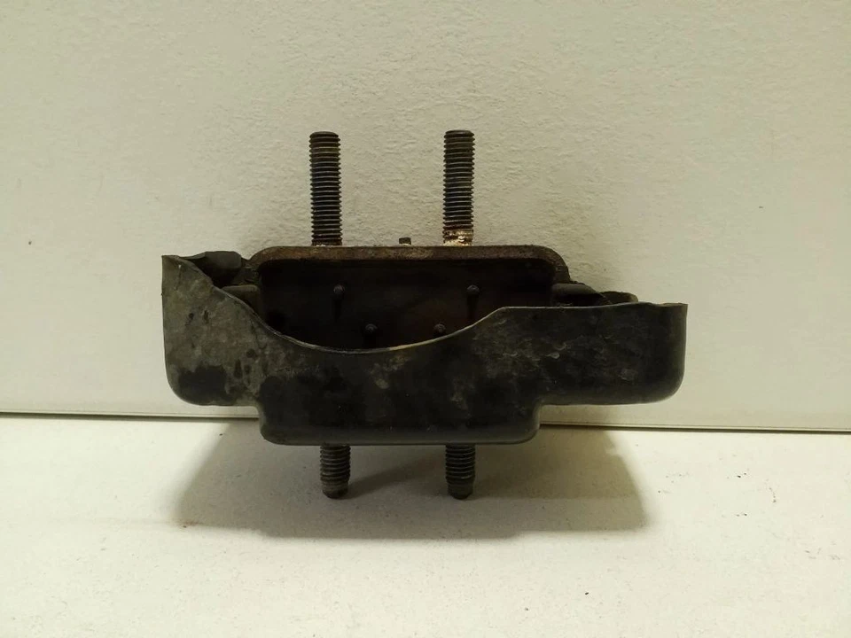 Iveco Daily 5th Gen 2014 Diesel 93kW Engine Mount Motor Damper 5801283685 - Image 4 of 4