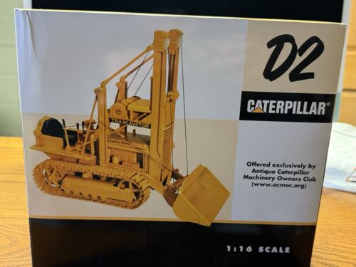 SpecCast Caterpillar D2 Traxcavator 1:16 Scale ACMOC W/Box
