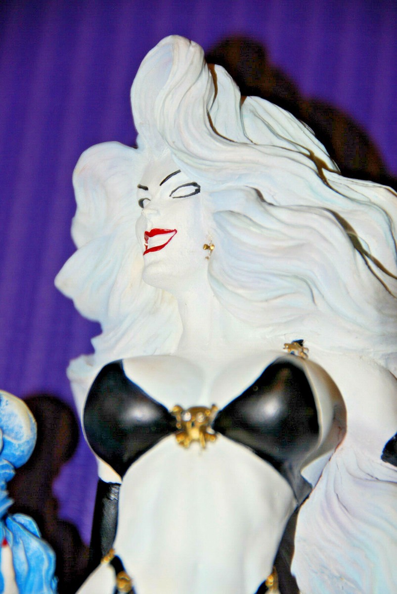 LADY DEATH DIAMOND Edition Porcelain Statue RARE 300 were made