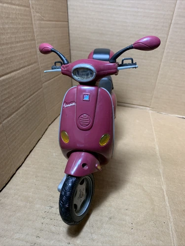 Vintage 2002 Mattel My Scene Barbie Chelsea Vespa Scooter Bike Vehicle NO BOX