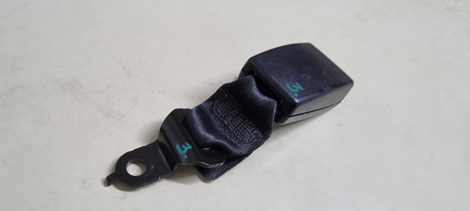 VW TOURAN MK1 MK2 REAR 2ND ROW SEAT BELT BUCKLE CATCH LOCK 1T0857739B