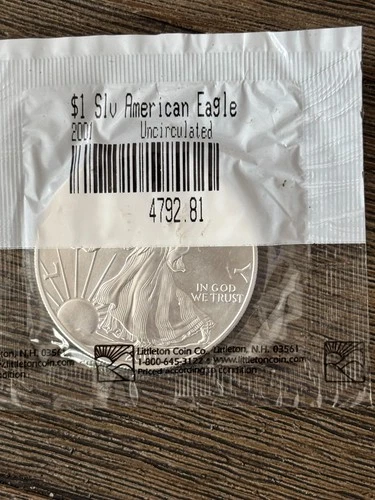 2001 UNCIRCULATED American Silver Eagle 1 oz. Fine Silver .999 (Littleton)