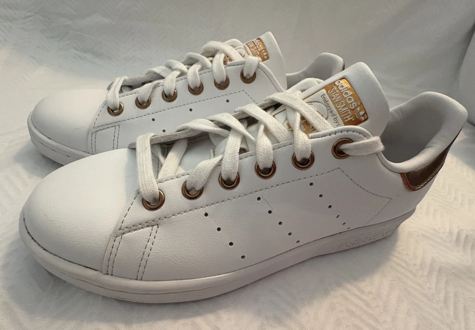 Adidas Stan Smith Mens 5.5/ Women 7 Cloud White  Rose Gold Low Top Sneaker - Image 4 of 4