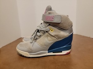 nike air revolution sky hi white