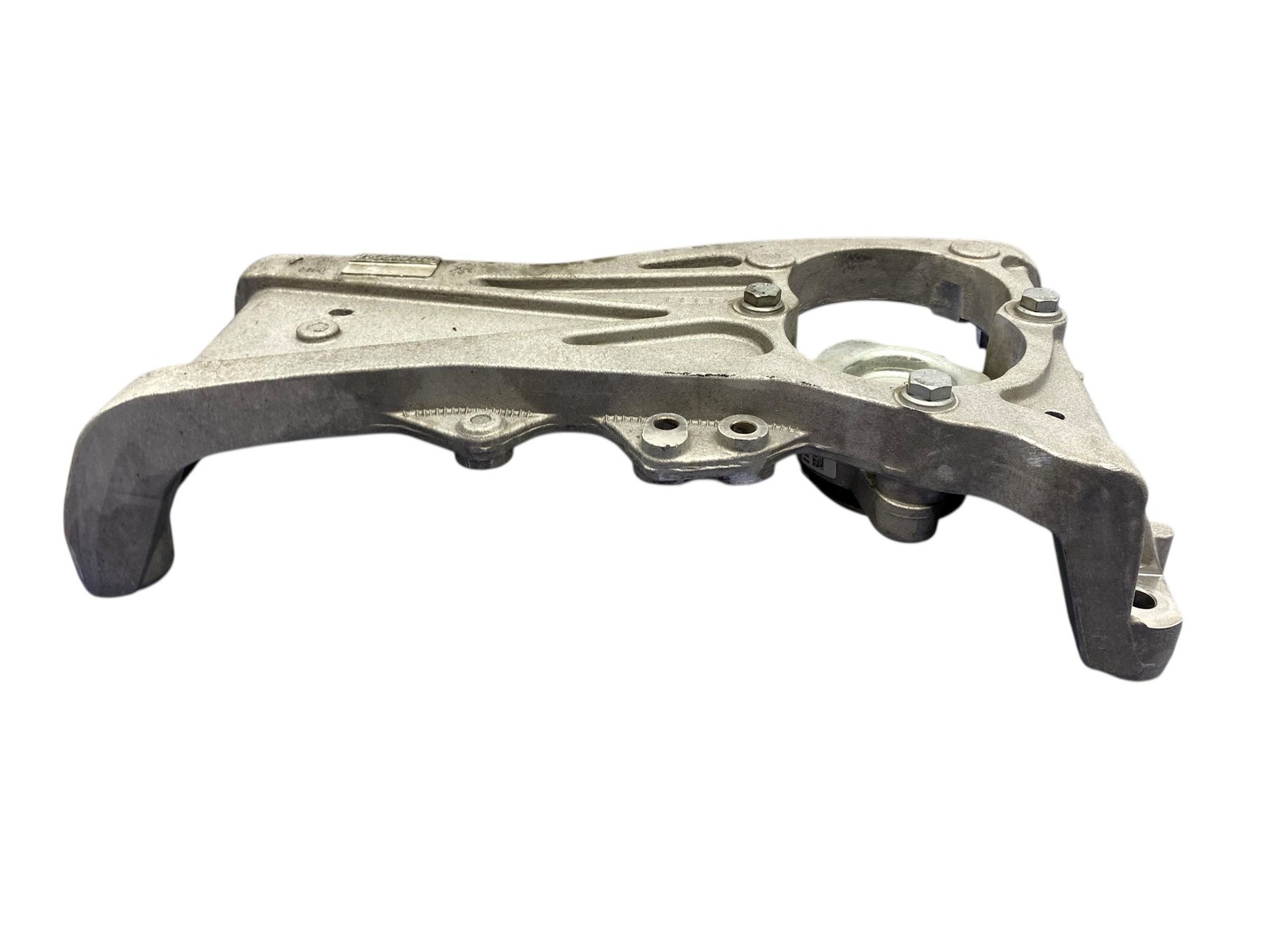 2017-2024 Maserati Levante M161 3.0l Awd Transmission Crossmember Mount Bracket