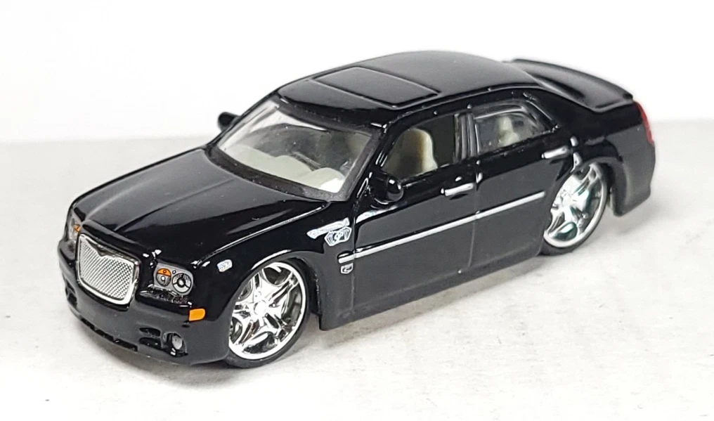Maisto loose 2005 Chrysler 300C black Playerz | eBay