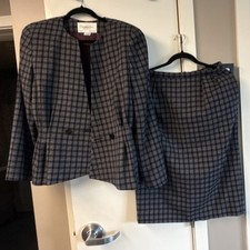 Christian Dior Plaid 100 Wool Skirt Suit Set Jacket Skirt Gray Black Lined