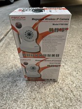 2 Set Foscam FI9818W Megapixel Wireless IP Camera 720p 