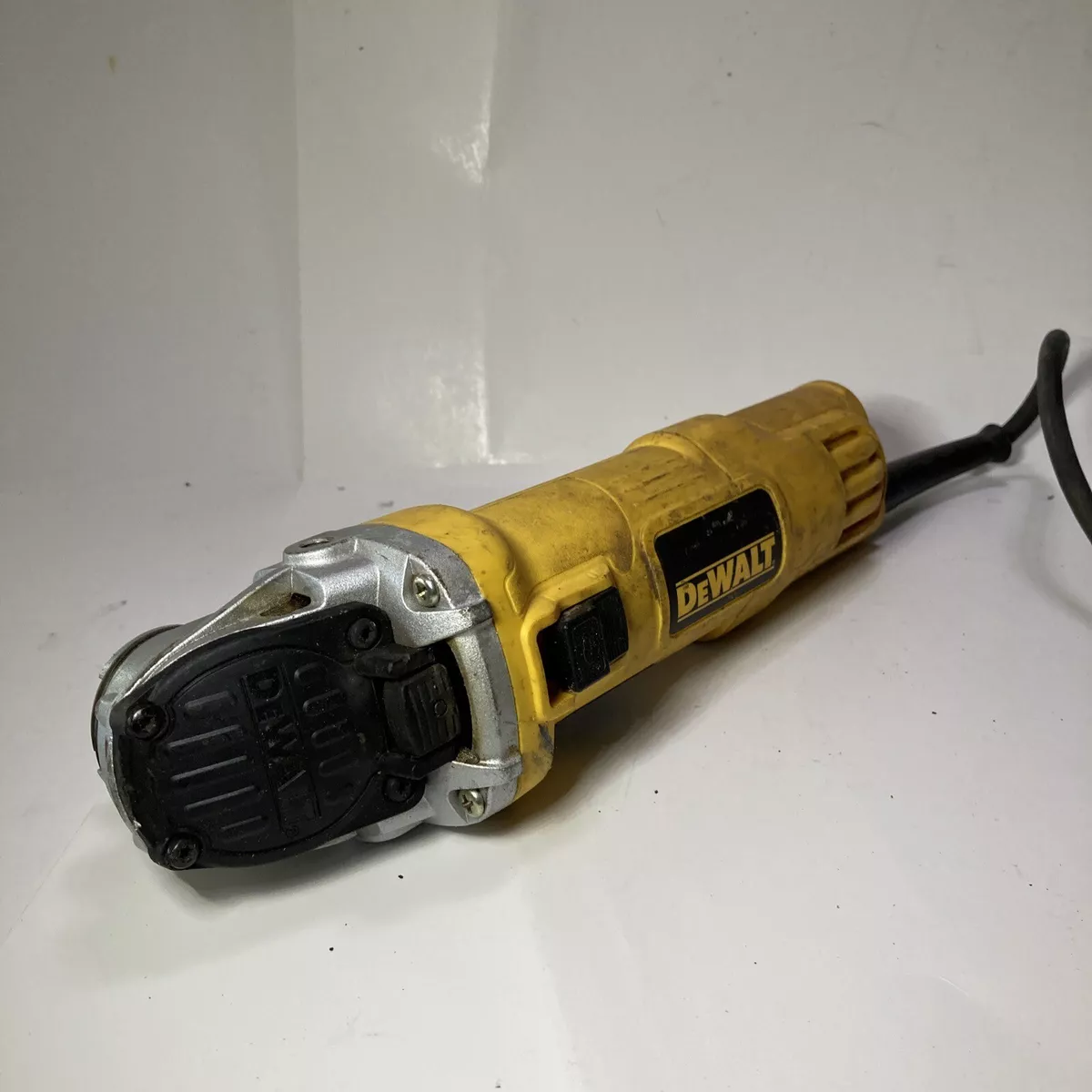 Dwe4011 angle grinder deals
