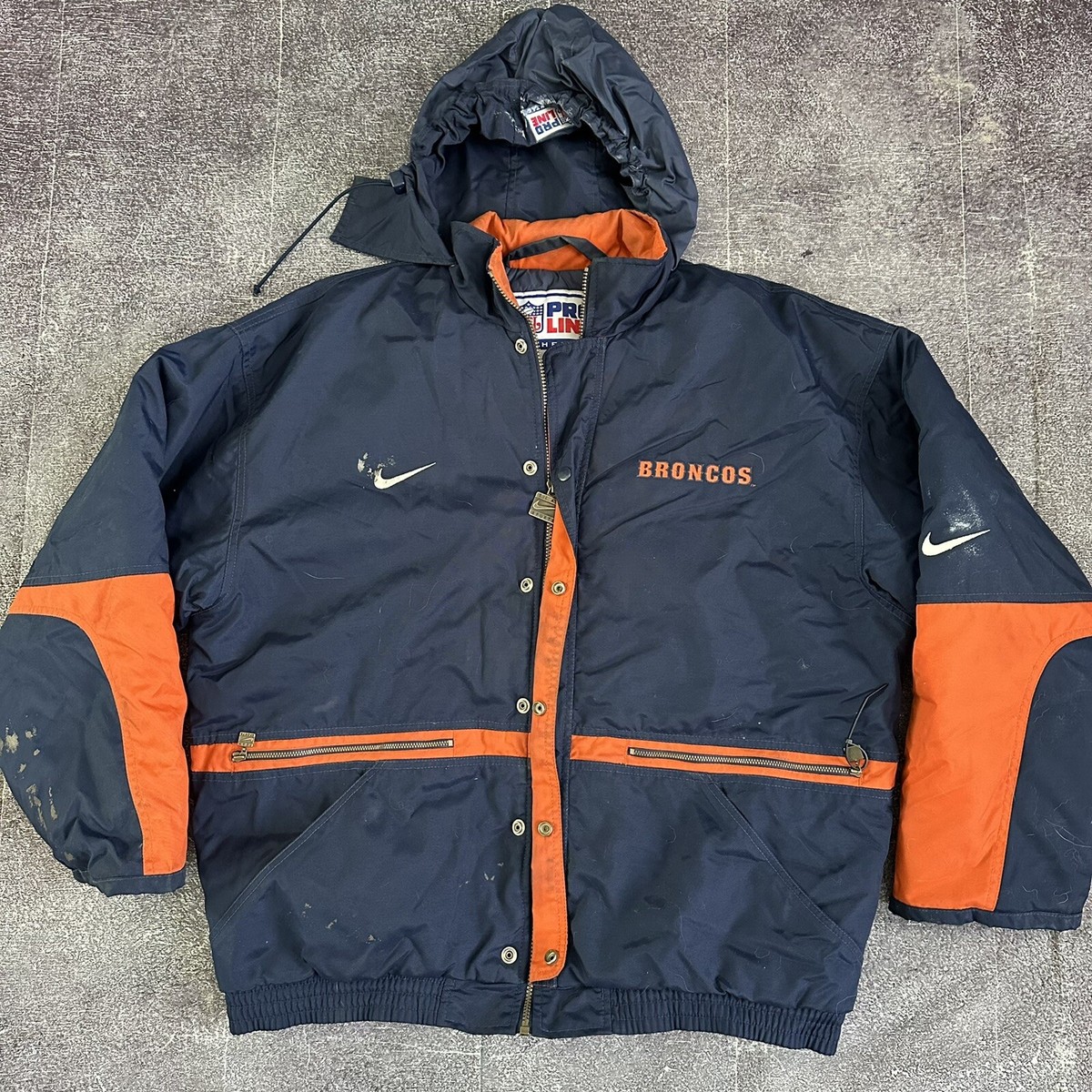 Men's Vintage 90's Nike Denver Broncos Navy Blue Orange Puffer