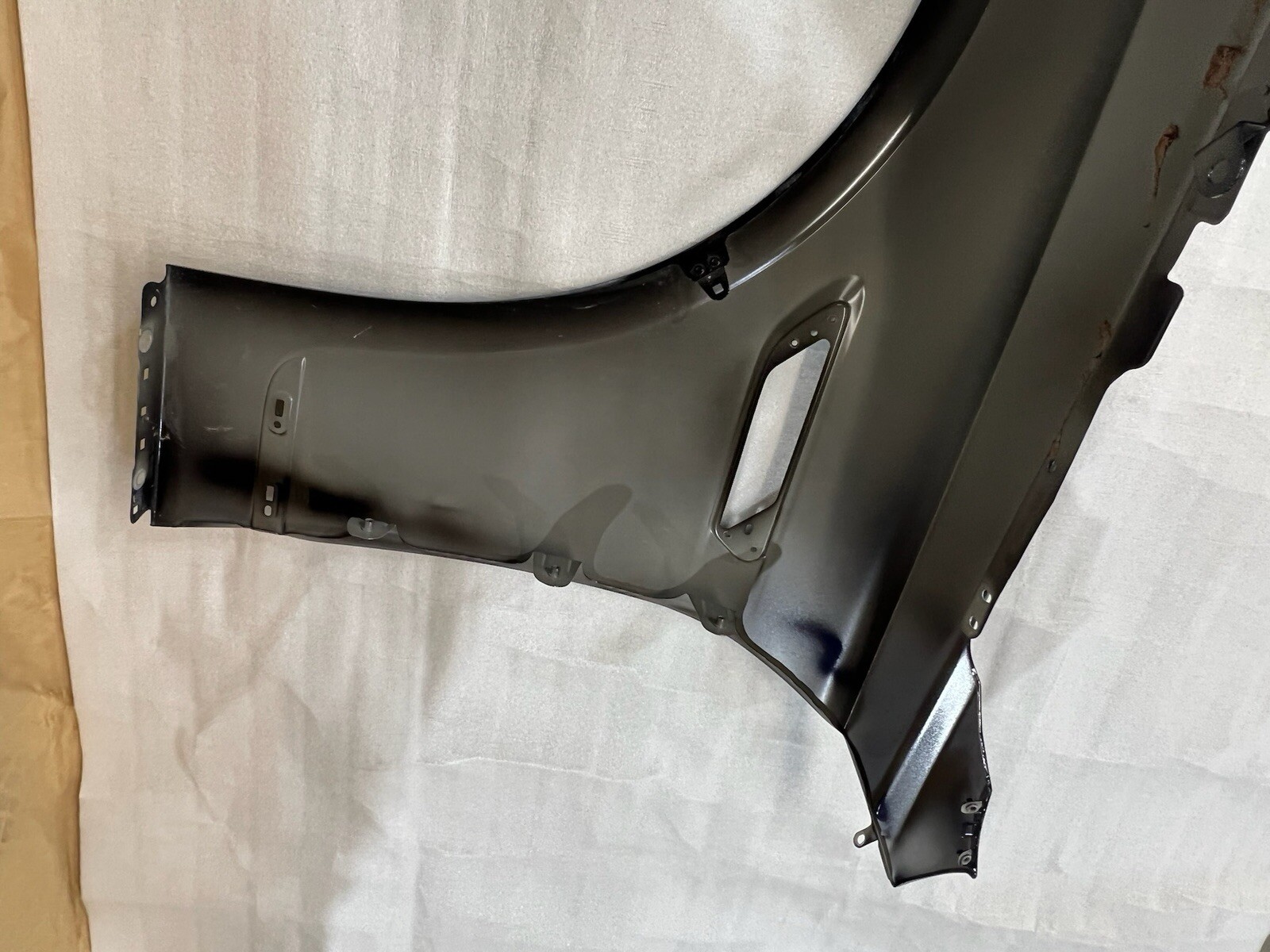 2020-2023 2023 BENTLEY FLYING SPUR RIGHT FRONT FENDER OEM