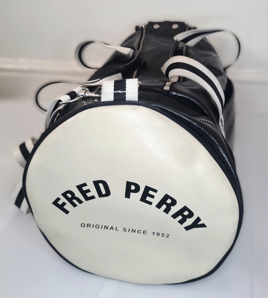 FRED PERRY CLASSIC BLACK BARREL DUFFLE MENS WOMENS SPORTS TRAVEL GYM