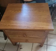Solid Oak Nightstand / Side Table  (NS58)