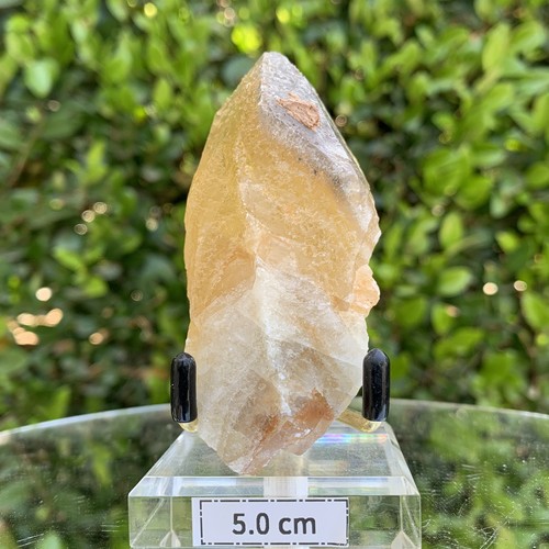 122.0g 9x4x3cm Gold Yellow Honey Calcite from China