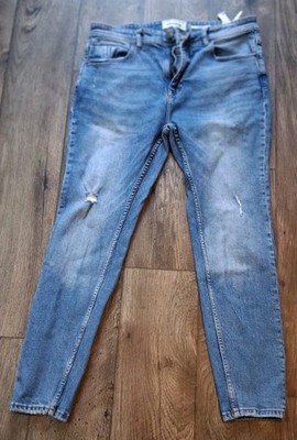 Pull&Bear Carrot Fit Distressed Blue Denim Men's Jeans Zipper Cropped Hem