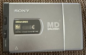 Sony MD Walkman MZ-E40 Portable MiniDisc Player - Works Perfectly