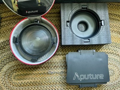 Aputure F10 Fresnel AND Barn Doors for LS 600d, 600x Pro, 1200d Pro
