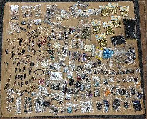 Large Mixed Lot Of Assorted Jewelry Making Supplies/Beads/Arrowhead/Stones/Gems