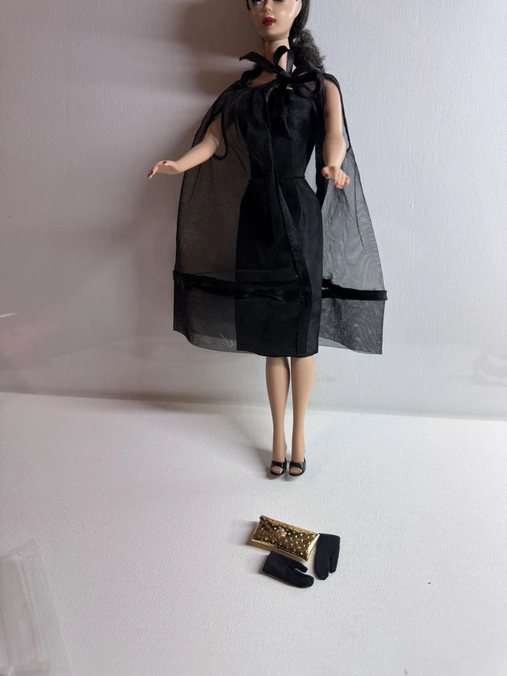 Conjunto Completo Mattel’s Barbie’s Black Magic De Colección Como Nuevo SIN MUÑECA #1601 Foto 3 de 4