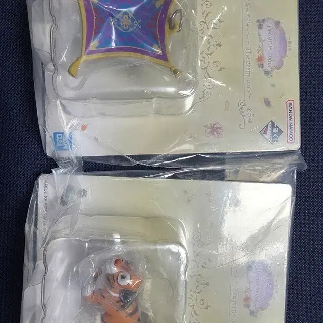 Disney Princess Dream in Color E Grade Mini Figure (Unopened/Single)