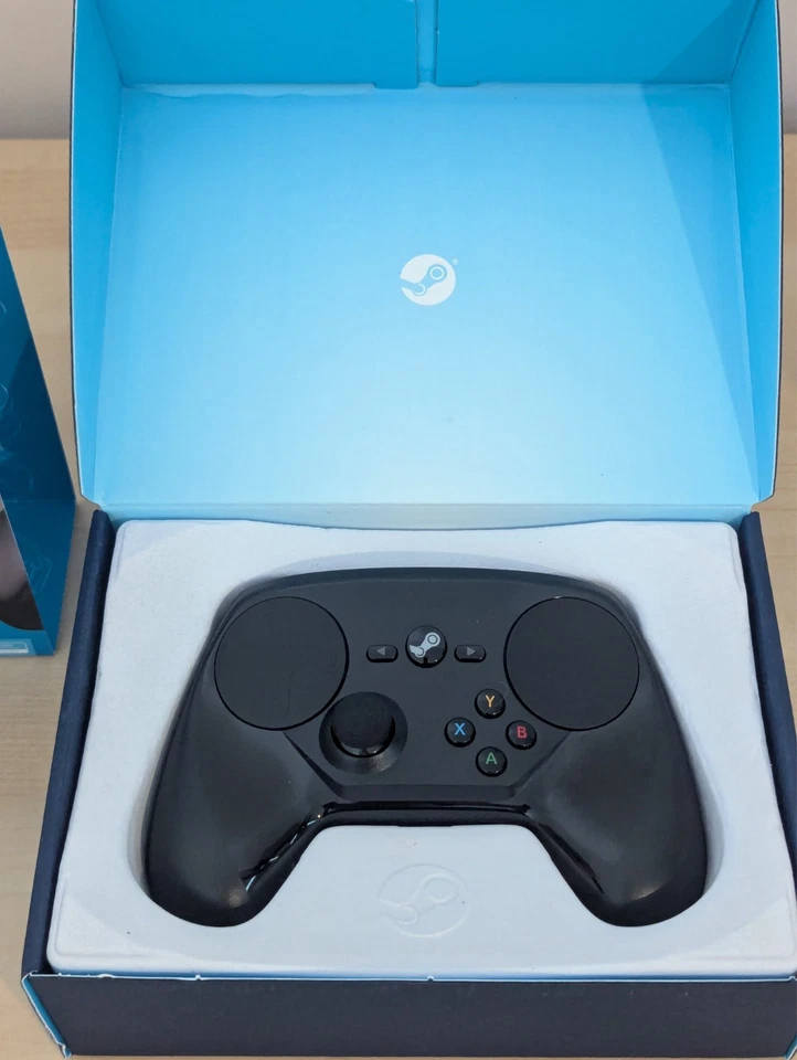 Valve Steam Controller - VGC, Complete with Dongle, Box & Fully Tested! - Image 4 of 4