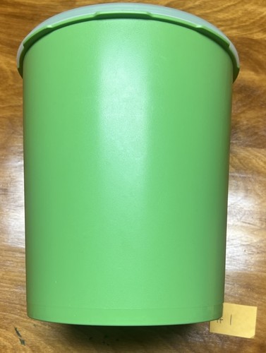 VINTAGE Tupperware (1) Canisters 1339 #1 GREEN Servalier CANISTER CLEAR Seal LID - Picture 5 of 6
