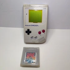 Original 1989 Nintendo GameBoy Handheld MODEL: DMG-01 *FOR PARTS OR REPAIR*