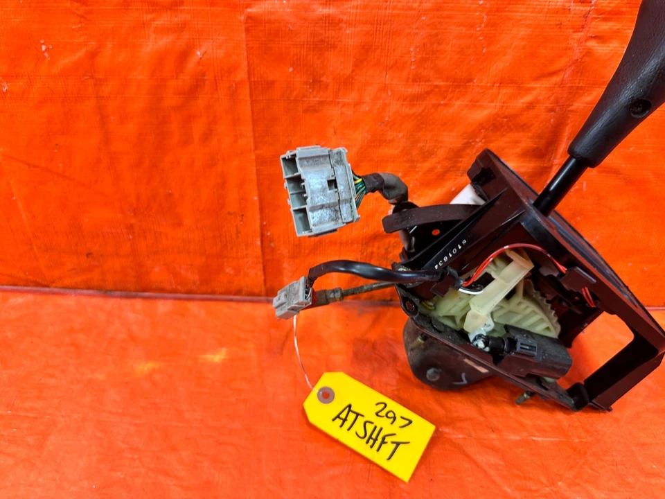 96-00 HONDA CIVIC - SELECTOR AUTOMÁTICO DE CAMBIOS - FABRICANTE DE EQUIPOS ORIGINALES OE #297 Foto 2 de 4