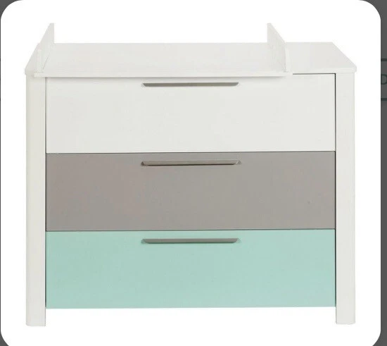 Kinderzimmer Set Möbel (Abholung) Komode, Schrank und Kinderbett