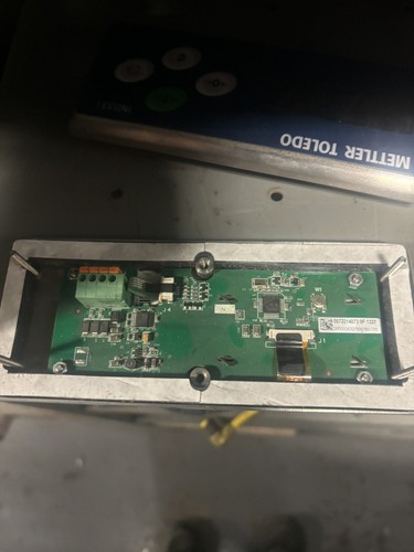 Terminale di pesatura Mettler Toledo IND331 pannello frontale USATO - Foto 2 di 2