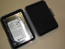Yottamaster protective 3.5" hard drive case