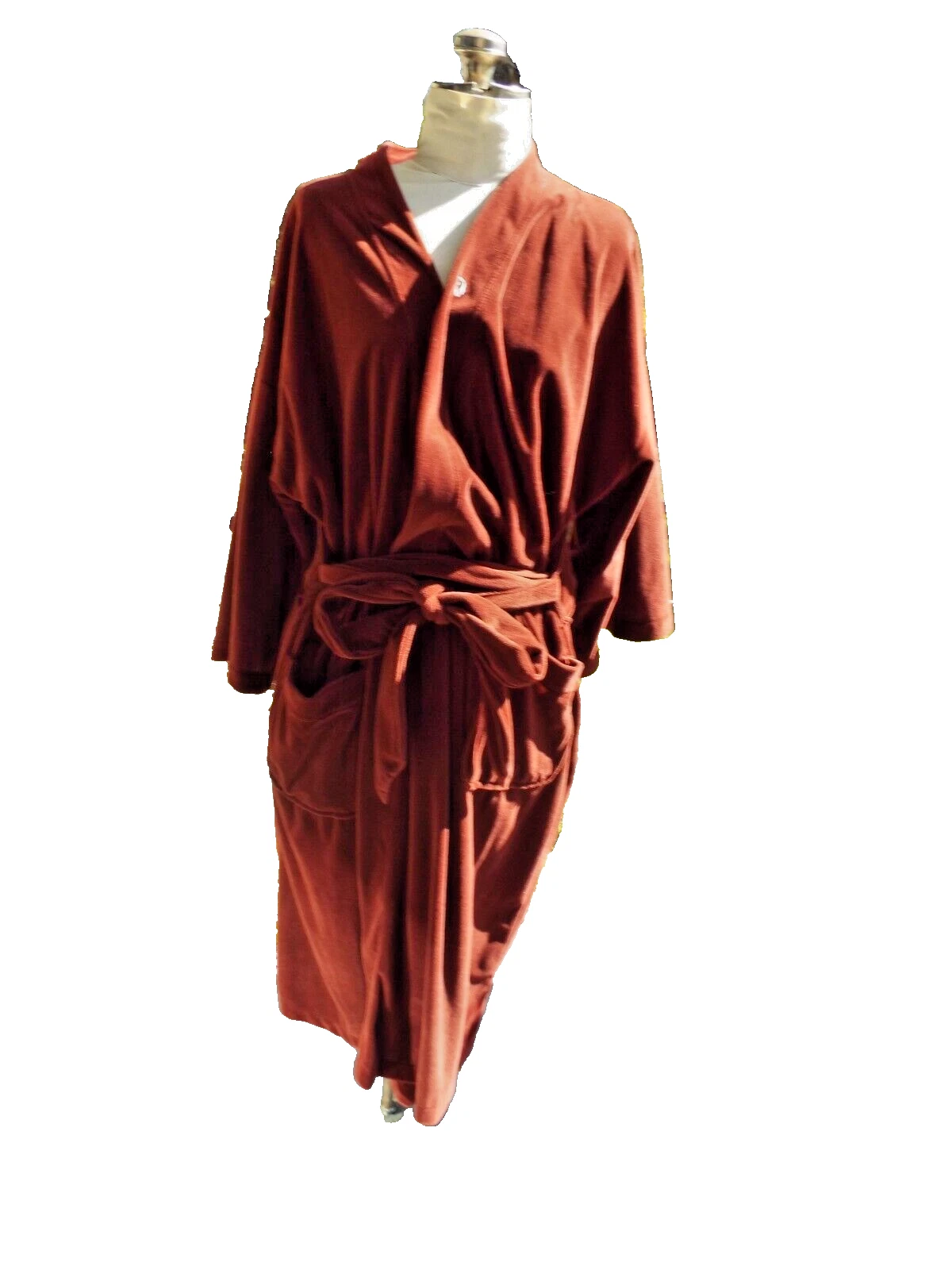 Robe ceinturée homme vintage années 70 Christian Dior Monsieur velours bordeaux