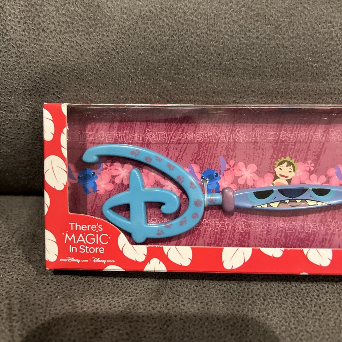 Disney Lilo & Stitch Disneyana Accessory Collectible Key 6in Blue 2019 s-l1200.jpg main image 2