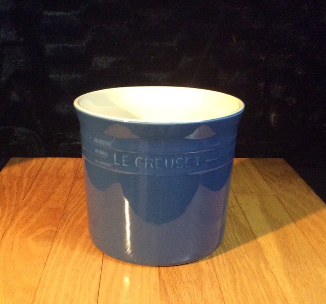 Le Creuset Utensil Holder Crock 6" x 6" Blue LARGE eBay
