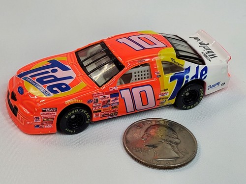 Hot Wheels Ford Tide 10 NASCAR 1996 Collectible Diecast Race Car Ricky Rudd