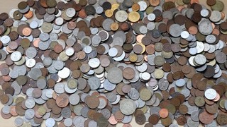 9 Pounds Lot Foreign World Coins
