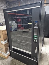 Snack Vending Machine,Crane 147,Dual Spirals,5wide,CPI,Mei,National Vendors