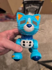 2016 Spin Master Aqua Cat Kitty  ZOOMER Meowzies Runaway Interactive Toy Cat