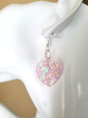 Rosa Opal Herz Ohrringe: Harz Blütenblatt rosa Ohrringe an 925 Sterling Silber Haken
