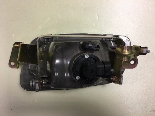 For MITSUBISHI Pajero / Montero / Shogun 2000 - 2003 Front fog light RIGHT side - Picture 4 of 8