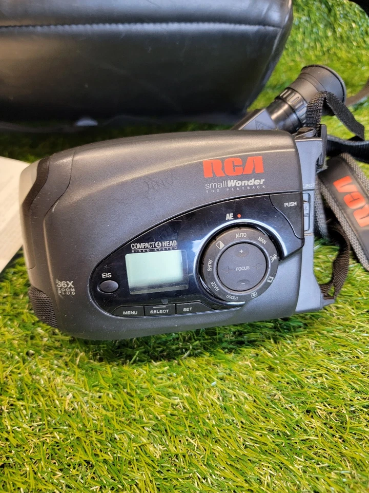 RCA CC648 VHS-C Camcorder Small Wonder - Untested - Made in Japan - Image 2 of 4