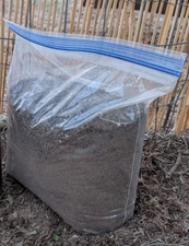 One (1) Gallon Bag. Healthy Organic Arizona Soil. Mix in Gardens and Containers